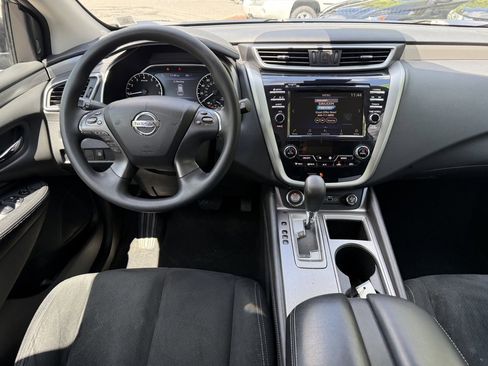 Used 2022 Nissan Murano S image 12