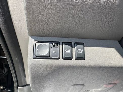 Used 2018 Nissan Frontier SV AWD/4WD image 21