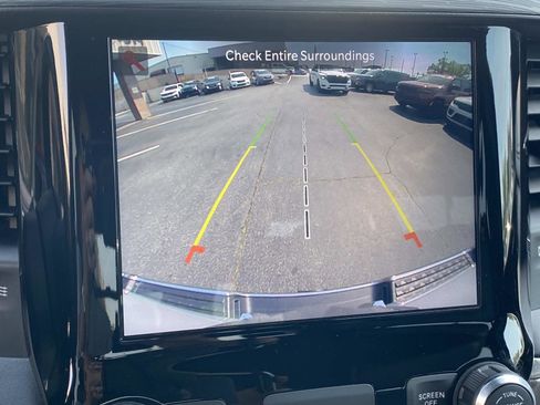 Used 2023 RAM 1500 Laramie image 33