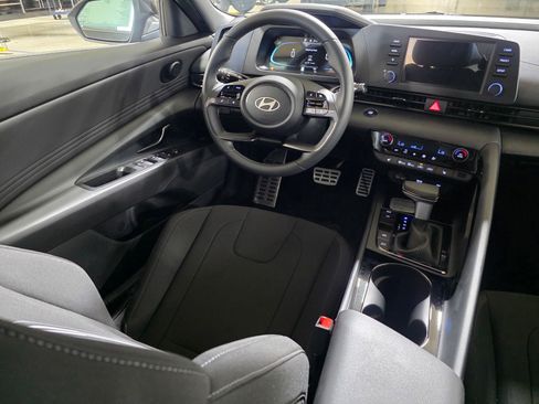 New 2026 Hyundai Elantra SEL Sport Premium FWD image 19