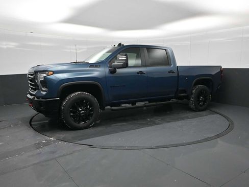 Used 2026 Chevrolet Silverado 2500 LT w/ Trail Boss Package image 4