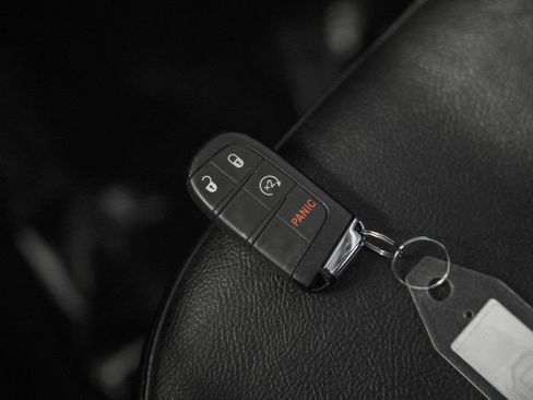 Used 2022 Jeep Compass Limited image 51