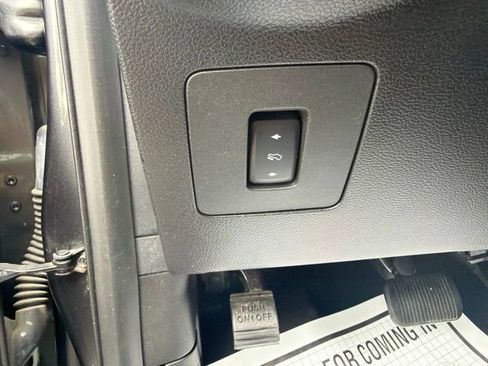 Used 2017 Ford F150 Platinum AWD/4WD image 27
