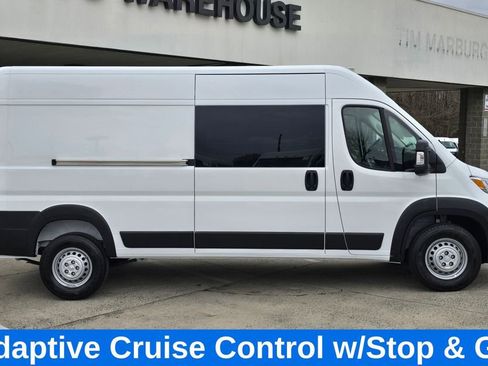 Used 2025 RAM ProMaster 2500 w/ Convenience Group image 3