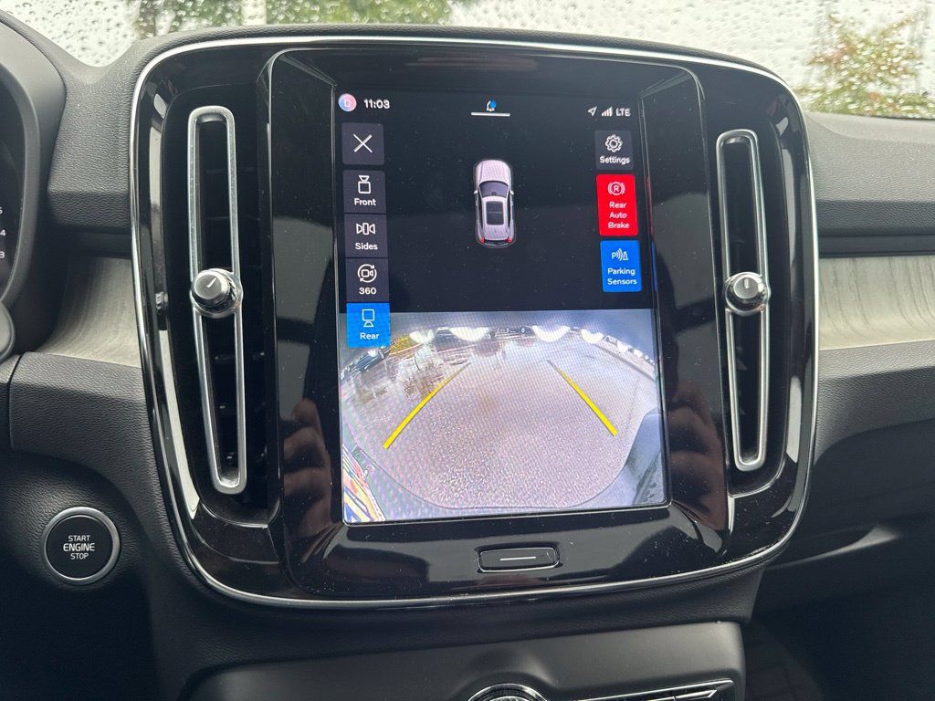 Used 2023 Volvo XC40 B5 Plus w/ Driver Assist Package AWD/4WD image 21