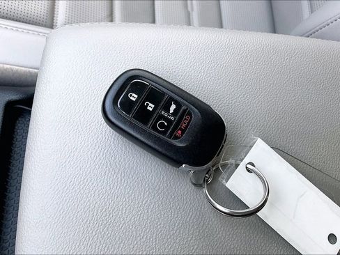 Used 2025 Honda CR-V EX-L image 35