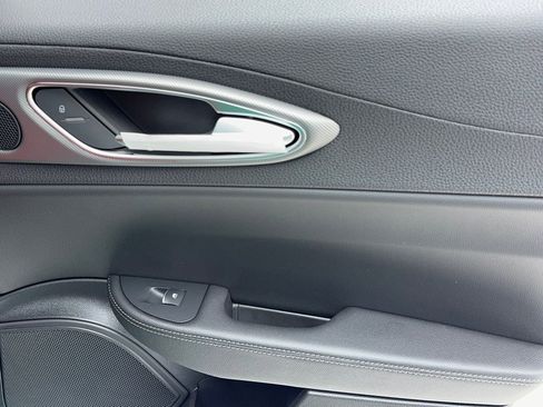 New 2025 Alfa Romeo Giulia image 48