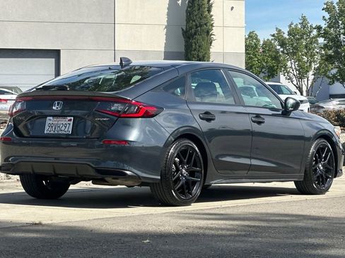 Certified 2025 Honda Civic Sport image 4