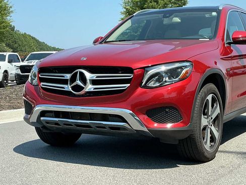 Used 2019 Mercedes-Benz GLC 350e 4MATIC w/ Parking Assistance Package image 10