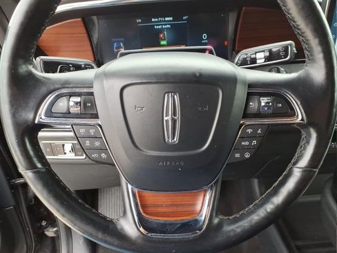 Used 2023 Lincoln Navigator Reserve image 20