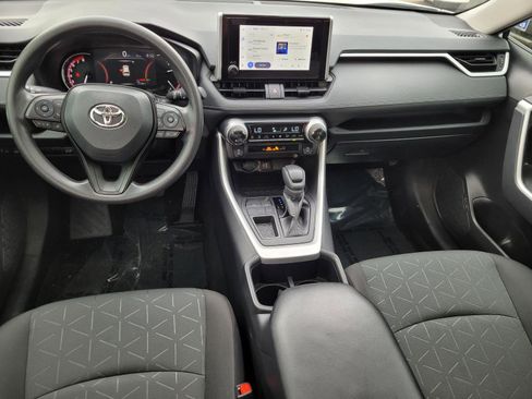 Used 2023 Toyota RAV4 XLE w/ Convenience Package image 5