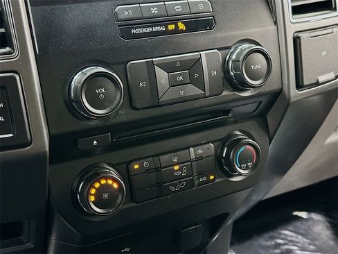 Used 2018 Ford F150 XLT image 15