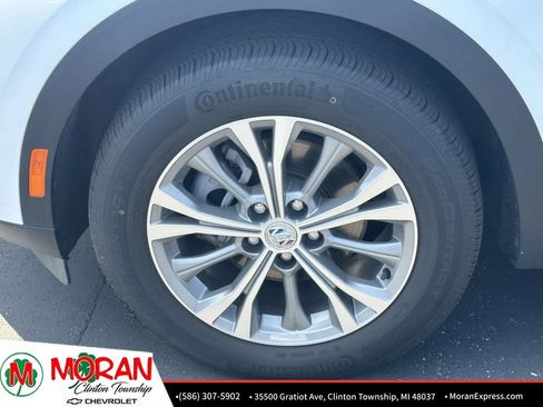 Certified 2022 Buick Envision Preferred FWD image 11