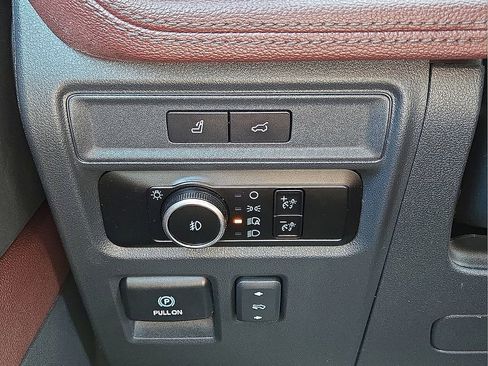 Used 2024 Ford Expedition Max Limited RWD image 27