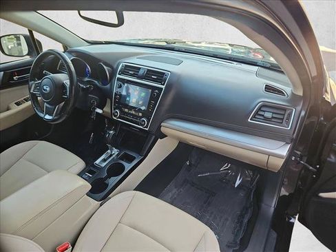 Used 2018 Subaru Legacy 2.5i Premium w/ Moonroof Package AWD/4WD image 24