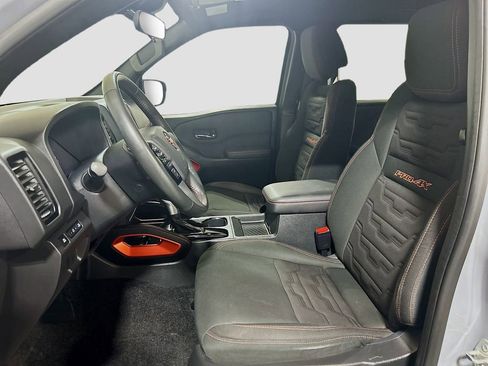Used 2024 Nissan Frontier PRO-4X w/ Off-Road Protection Package AWD/4WD image 18