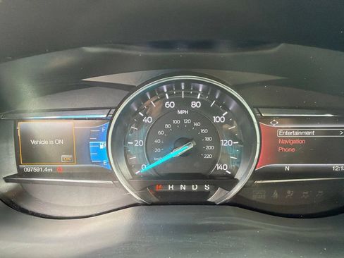 Used 2018 Ford Explorer Limited w/ Equipment Group 301A AWD/4WD image 6