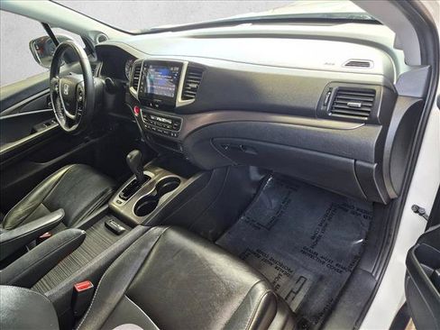 Used 2018 Honda Pilot EX-L image 18