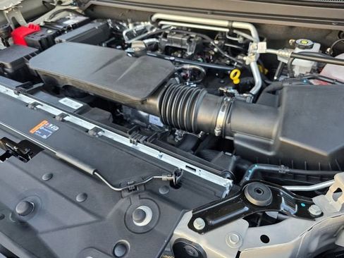 New 2026 GMC Canyon Elevation w/ Convenience Package RWD image 19