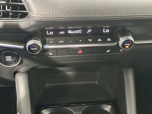 Used 2024 MAZDA MAZDA3 s FWD image 14