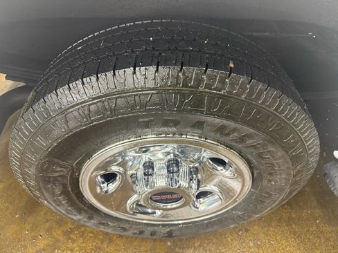 Used 2016 GMC Savana 2500 image 15