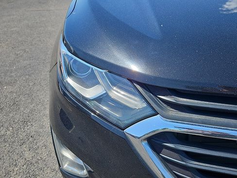 Used 2019 Chevrolet Equinox LT FWD image 10