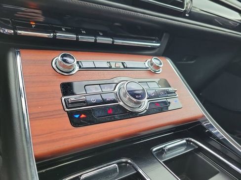 Used 2024 Lincoln Aviator Reserve image 21