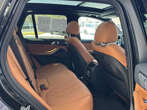 Certified 2023 BMW X5 sDrive40i w/ M Sport Package image 11