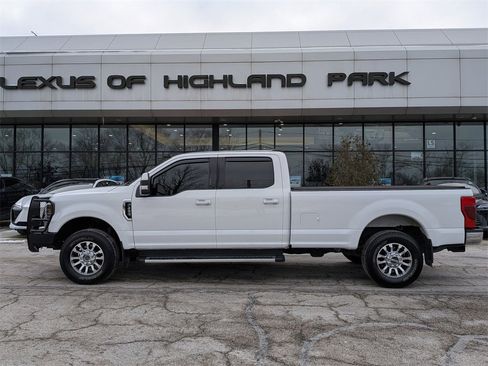 Used 2022 Ford F250 Lariat image 5