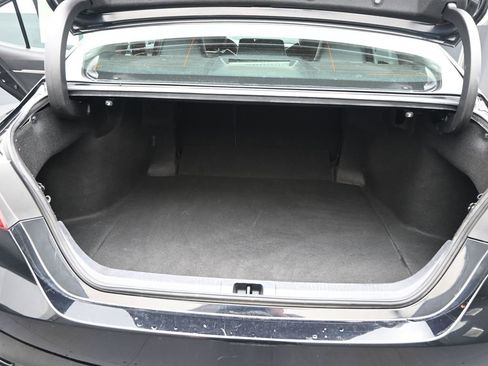Used 2021 Toyota Camry SE image 21