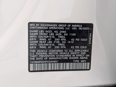 Used 2023 Volkswagen ID.4 2WD image 37