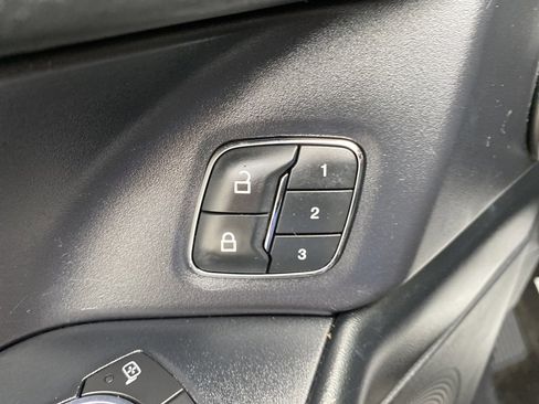 Used 2018 Ford Expedition Max Platinum image 31