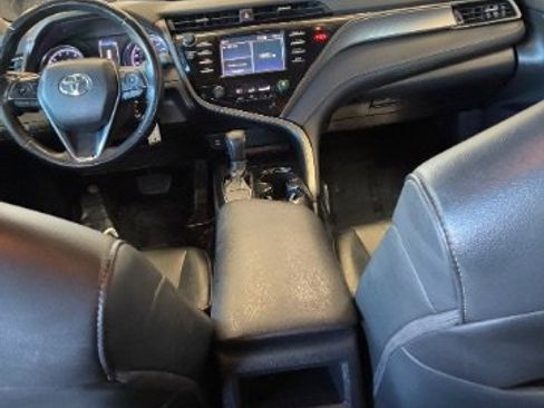 Used 2019 Toyota Camry SE image 23