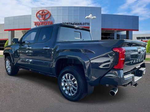 Used 2025 Toyota Tacoma Limited AWD/4WD image 6