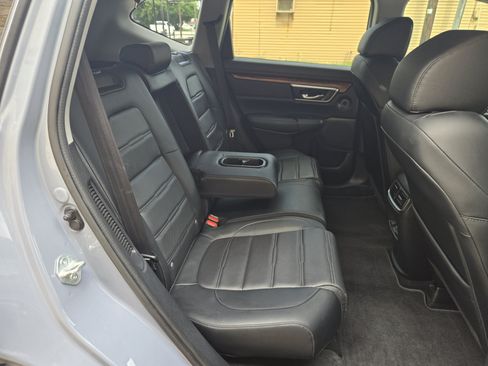 Used 2022 Honda CR-V Touring image 11