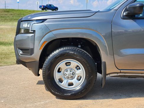 New 2026 Nissan Frontier S w/ Tow Package AWD/4WD image 9