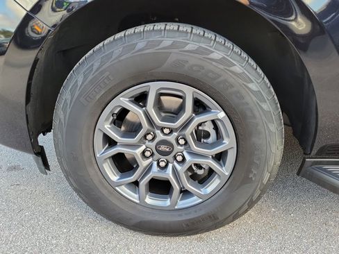 Certified 2025 Ford Expedition Max Active AWD/4WD image 5