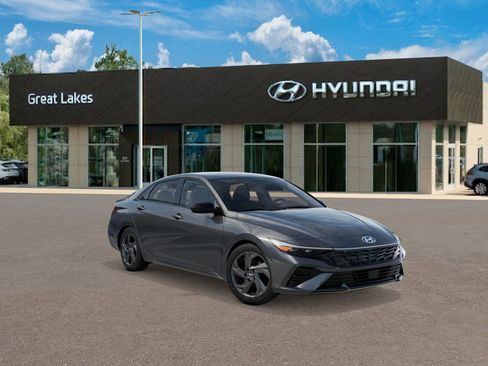 New 2026 Hyundai Elantra Sport FWD image 2