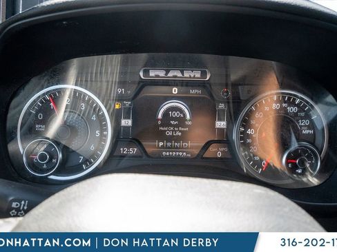 Used 2022 RAM 1500 Big Horn AWD/4WD image 6