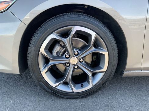 Used 2023 Chevrolet Malibu LT FWD image 11