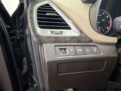 Used 2018 Hyundai Santa Fe Sport w/ 2.4L Value Package 02 image 31