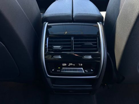 Used 2021 BMW X5 xDrive40i w/ Convenience Package AWD/4WD image 19