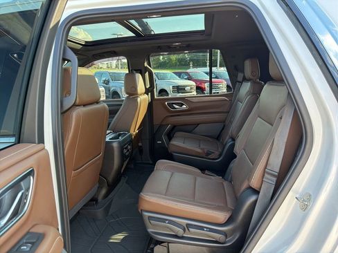 Used 2021 Chevrolet Tahoe High Country AWD/4WD image 14