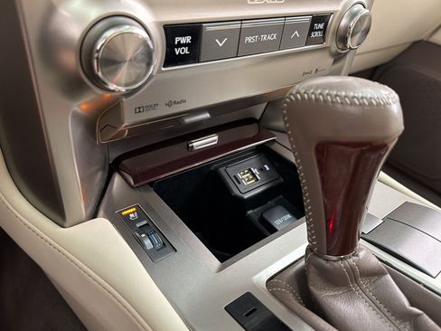 Used 2017 Lexus GX 460 Premium AWD/4WD image 36