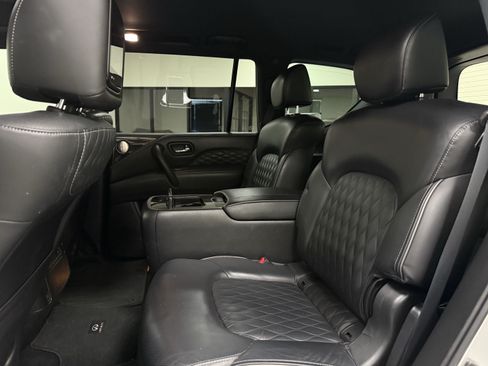 Used 2023 INFINITI QX80 Sensory w/ All-Season Package RWD image 15