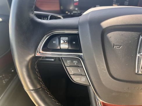 Used 2021 Lincoln Navigator L Reserve AWD/4WD image 27