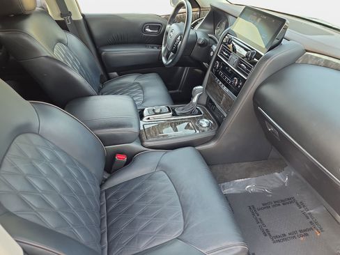 Used 2021 Nissan Armada Platinum w/ Captain's Chairs Package image 10