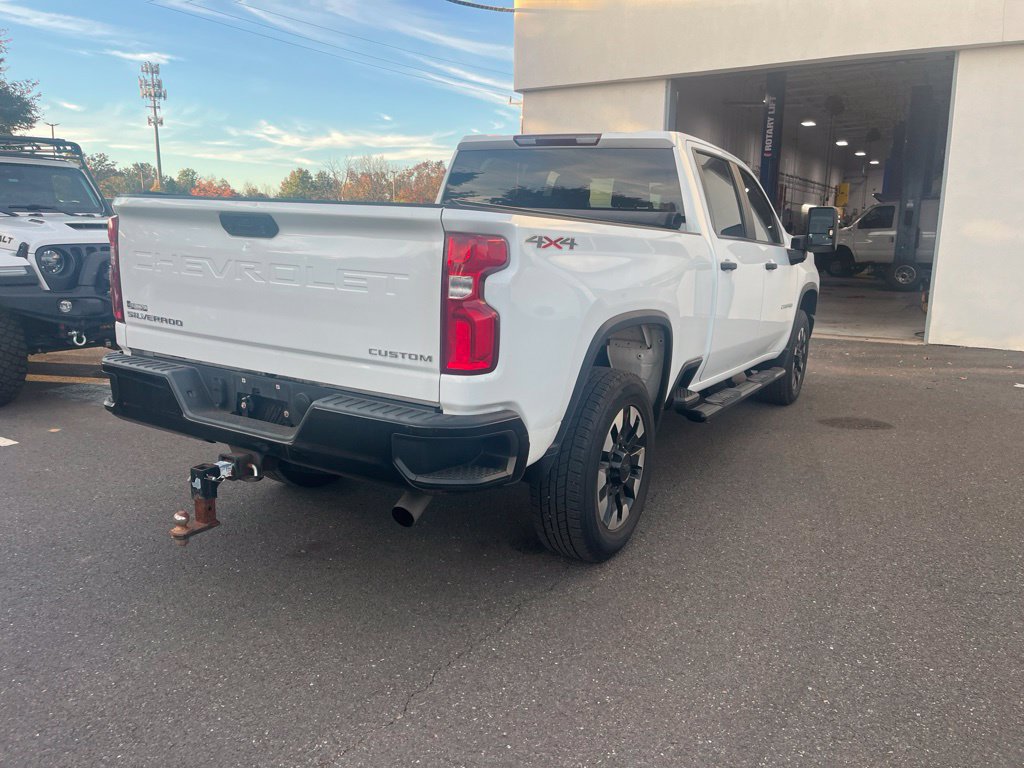 Used 2020 Chevrolet Silverado 2500 Custom w/ Custom Value Package AWD/4WD image 4