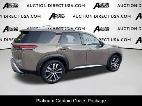 Used 2023 Nissan Pathfinder Platinum AWD/4WD image 6