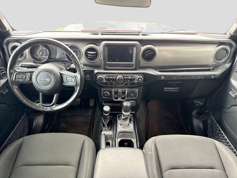 Used 2021 Jeep Wrangler Unlimited Sport AWD/4WD image 18